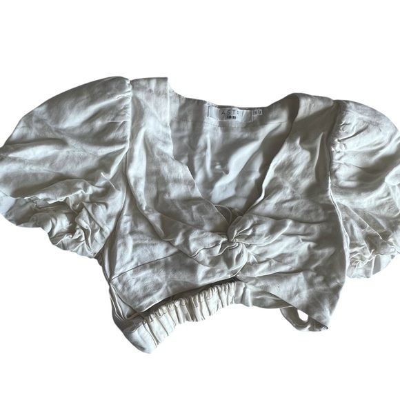 ASTR Nuria Top β White β Size XS β Perfect for Spring & Summer! - Picture 2 of 9